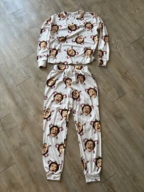ELF Movie PJ set Size XS 20PTP